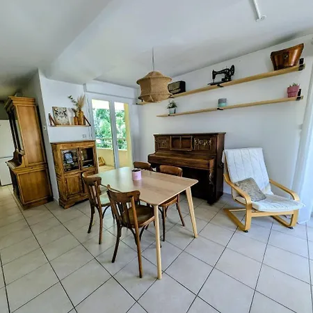 Le Cocon - Paisible Avec Grande Terrasse Appartamento *
